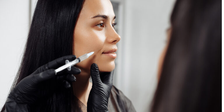 aesthetikzentrum_hamm_blog_nasolabialfalten_behandeln (1)